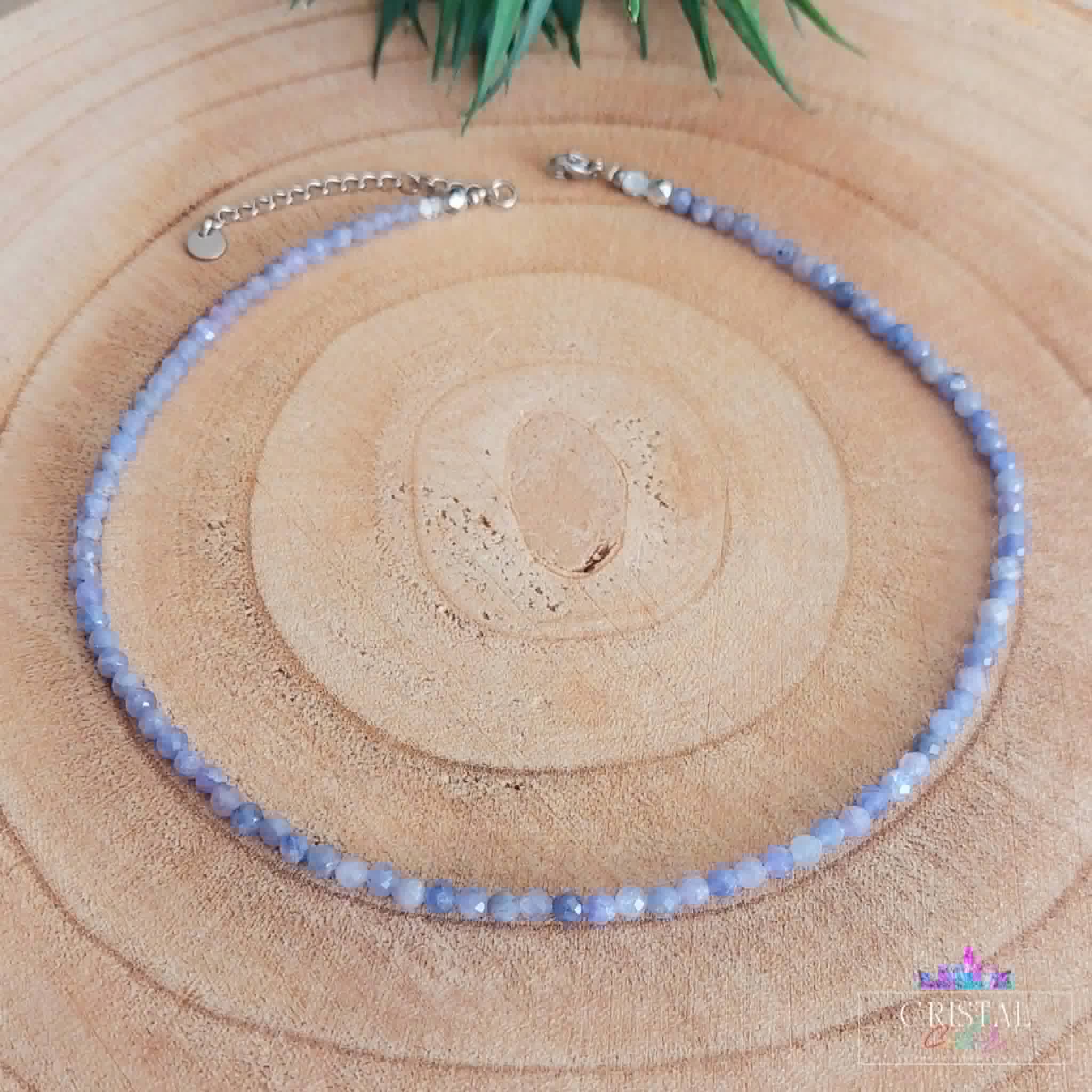 collier-ras-du-cou-facetté-pierres-naturelles-cristal-color-tanzanite