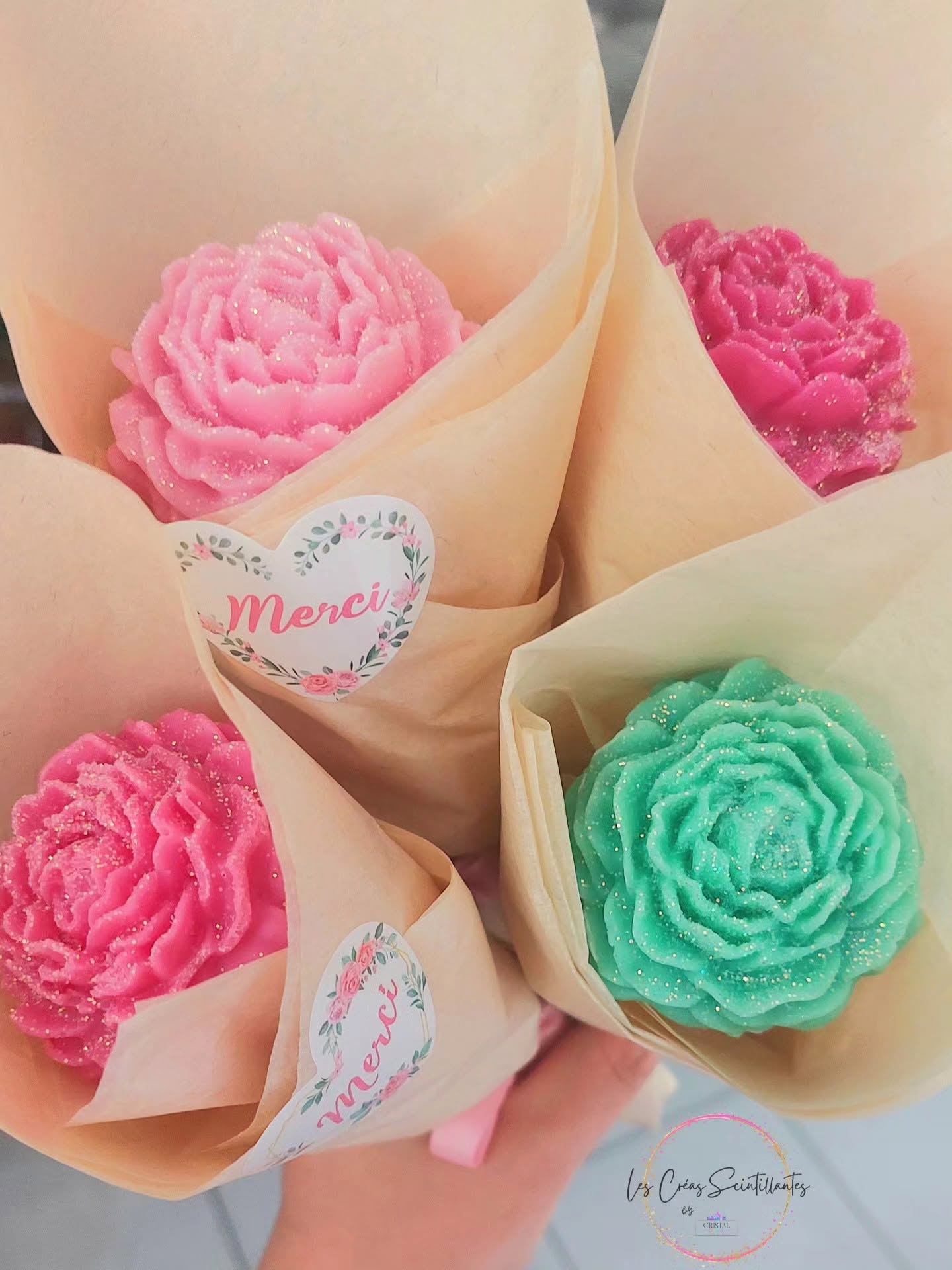 fleurs-fondant-cire-vegetale-soja-parfum-grasse-cadeau-cristal-color-le-pouvoir-des-cristaux-2