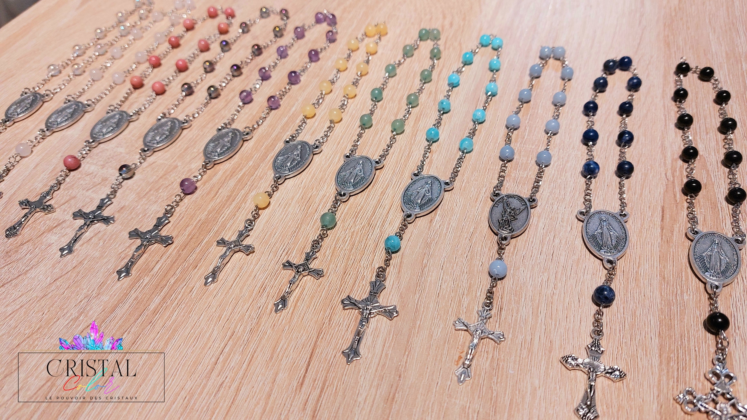 collection-chapelets-dizainier-vierge-marie-croix-jesus-creation-artisanale-cristalcolor-cristal-color-le-pouvoir-des-cristaux-by-aline-lithothérapie-5