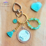 cadeau-fête-des-mères-porte-clés-personnalisé-je-t-'aime-maman-lithothérapie-pierre-naturelle-aventurine-verte-cristal-de-verre-cristal-color-fete-maman-by-aline
