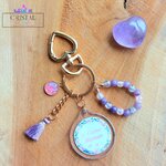 cadeau-fête-des-mères-porte-clés-personnalisé-je-t-'aime-maman-lithothérapie-pierre-naturelle-lépidolite-cristal-de-verre-cristal-color-fete-maman-by-aline