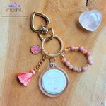 cadeau-fête-des-mères-porte-clés-personnalisé-je-t-'aime-maman-lithothérapie-pierre-naturelle-rhodonite-rose-cristal-de-verre-cristal-color-fete-maman-by-aline