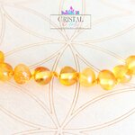 collier-bébé-enfant-ambre-ambre-miel-pierre-naturelle-résine-naturelle-guerison-dent-soulagement-douleurs-dentaires-cristal-color-le-pouvoir-des-cristaux-zoom