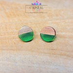 boucles-d-oreilles-puces-bois-résine-cristal-color-le-pouvoir-des-cristaux-by-aline-vert-translucide