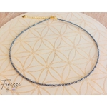 collier-ras-du-cou-perles-pierres-naturelles-hematite-cristal-color