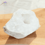 geode-4-cristal-de-roche-quartz-blanc-lithotherapie-pierre-naturelle-cristal-color-le-pouvoir-des-cristaux-by-aline-carré-2