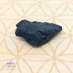 tourmaline-noire-brute-seule-pierre-roulee-pierre-naturelle-2cm-cristal-color-le-pouvoir-des-cristaux-by-aline-lithotherapie
