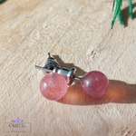 boucles-d-oreilles-puces-tiges-quartz-fraise-lithotherapie-pierres-naturelles-cristal-color-le-pouvoir-des-cristaux-carree