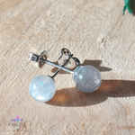 boucles-d-oreilles-puces-labradorite-lithotherapie-pierres-naturelles-cristal-color-le-pouvoir-des-cristaux-carree