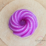 fondant-parfumé-cire-vegetale-olive-macaron-violette-framboise-parfum-de-grasse-les-creas-scintillantes-by-cristal-color