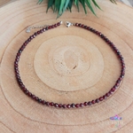 collier-ras-du-cou-facetté-pierres-naturelles-cristal-color-grenat-3