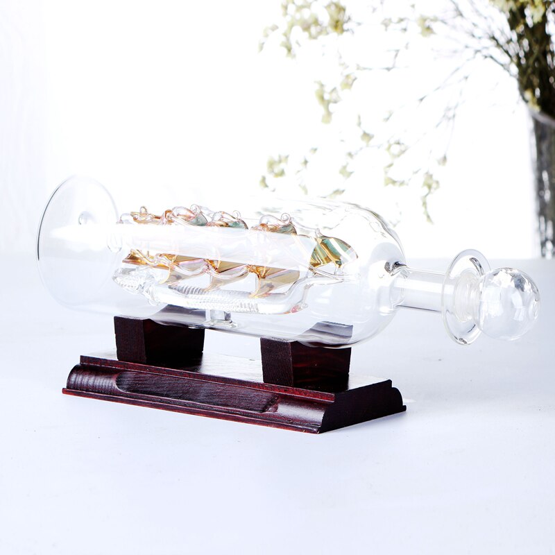 Decorative vignette including the bottle and neutral accessories