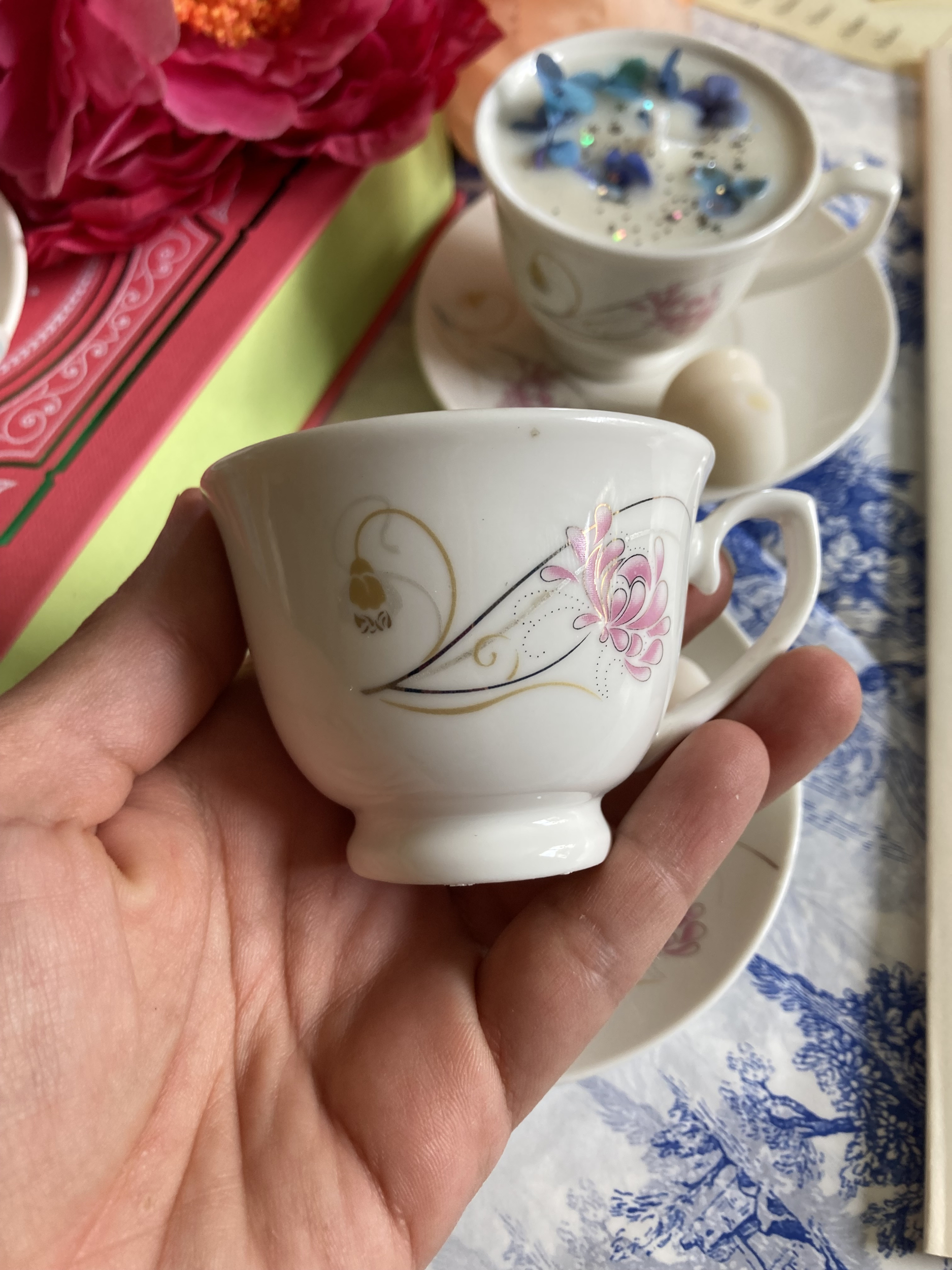 Tasse porcelaine et bougie