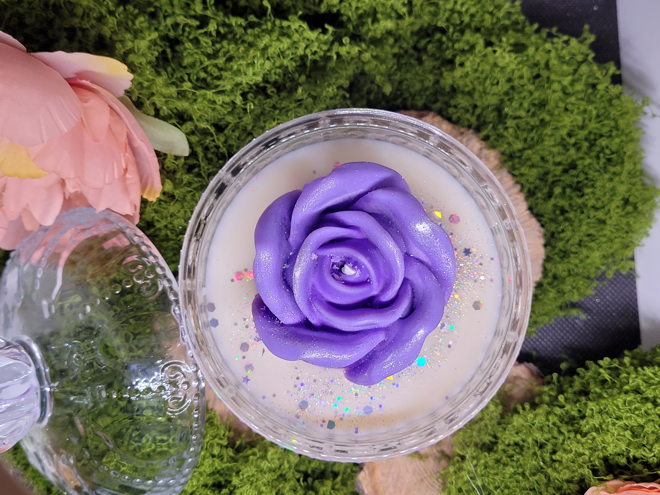 bougie en forme de rose fête des mères