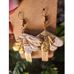 Boucles doreilles éventails blancs et or