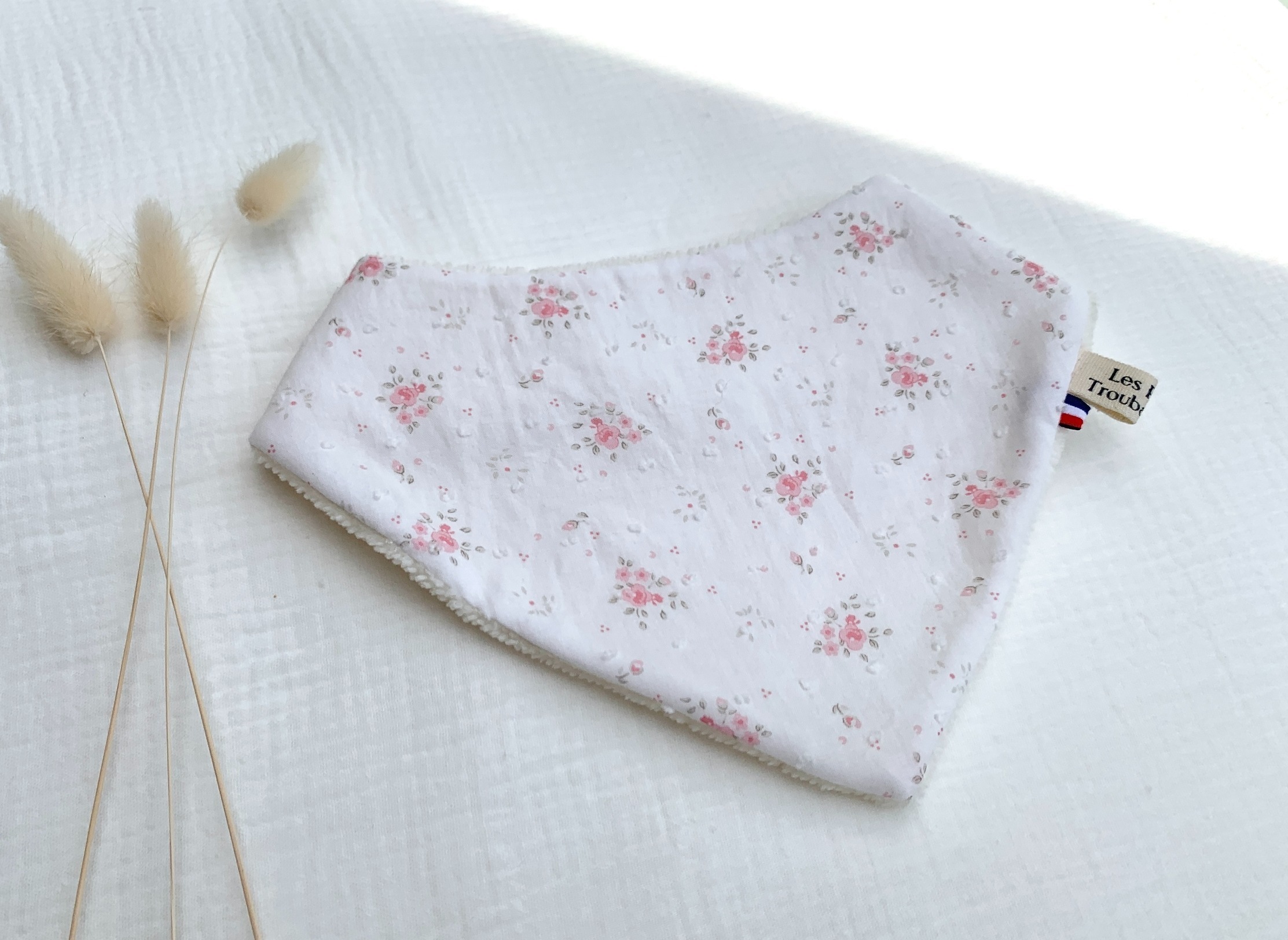 bavoir bandana coton plumetis