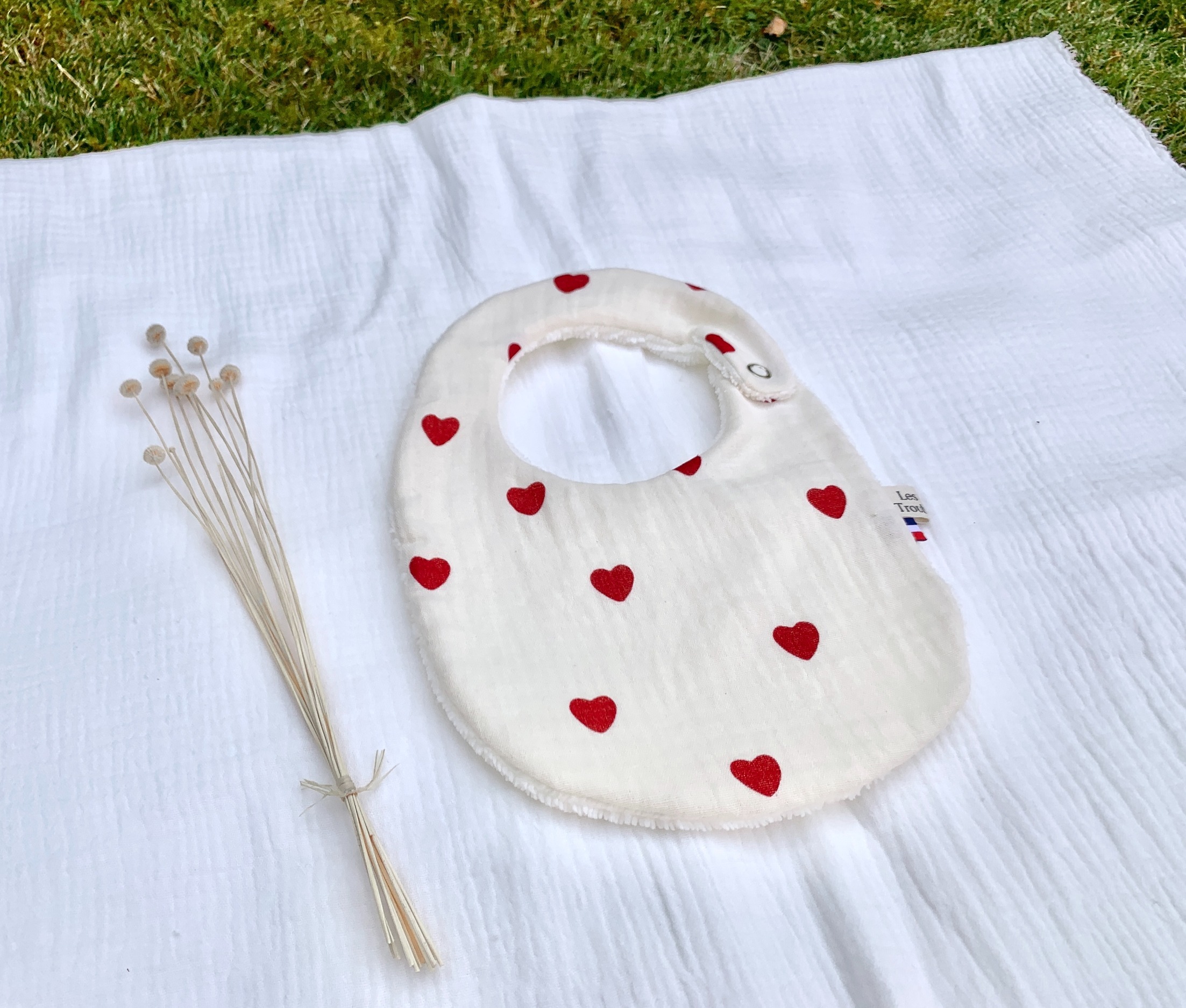 bavoir classique coeur