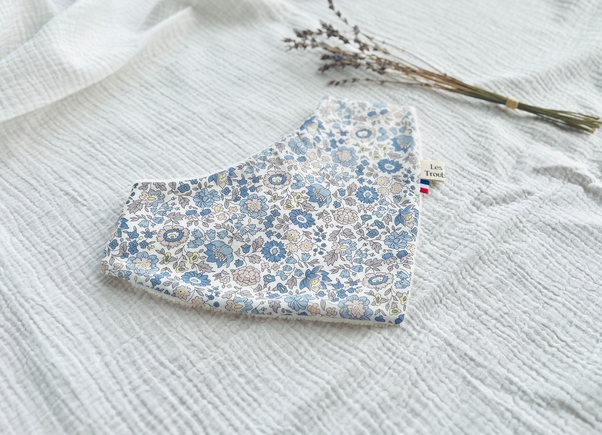 bavoir bandana liberty danjo