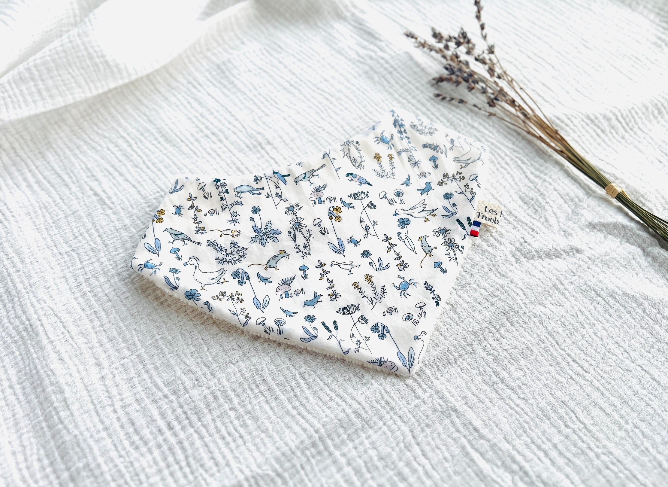 bavoir bandana theo blue liberty