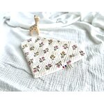 Bavoir Bandana double gaze florale écrue à fleurs roses et ocres