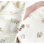 coffret Premium  cape de bain trousse de toilette lingette double gaze fleurie