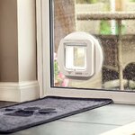 Chatière à puce électronique SureFlap blanche, vue 5