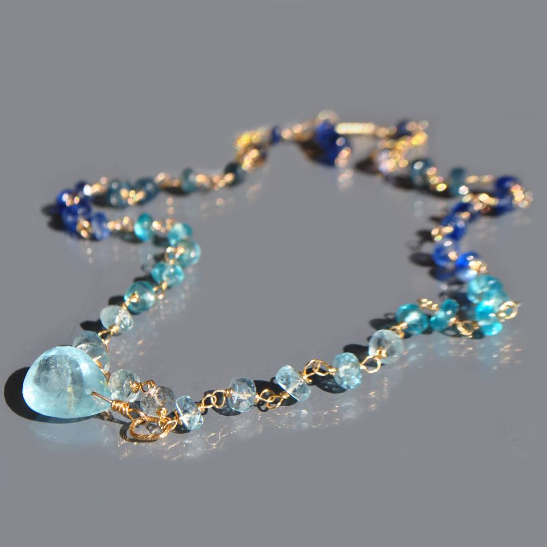 Collier pendentif Aigue Marine Apatite Cyanite Or14K