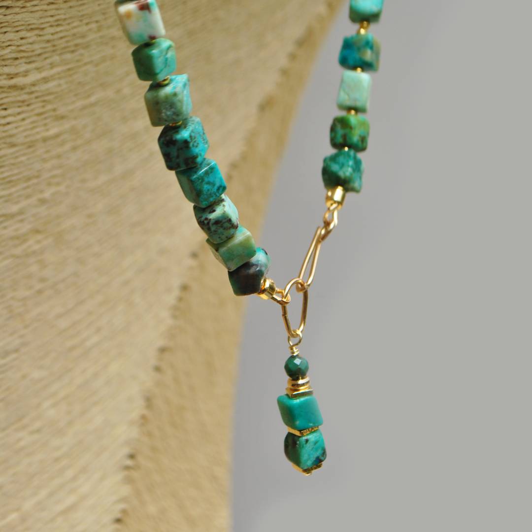Collier long turquoise cube brut-B