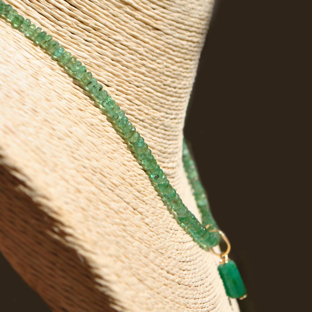 collier emeraude pendentif -1