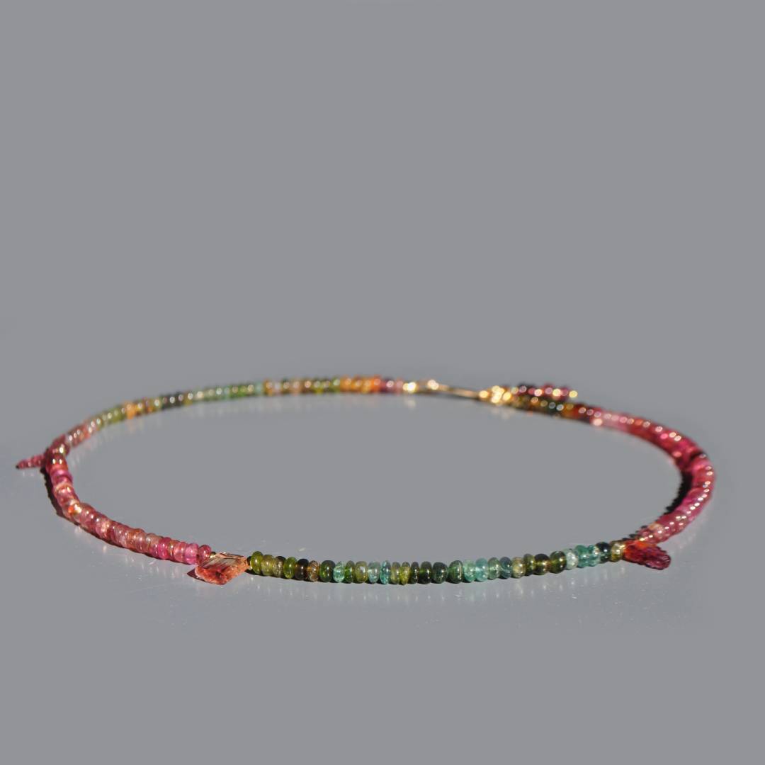 collier tourmaline pendentif feuille4