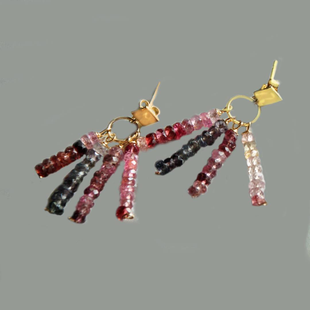 Boucles doreilles spinelle rose -A