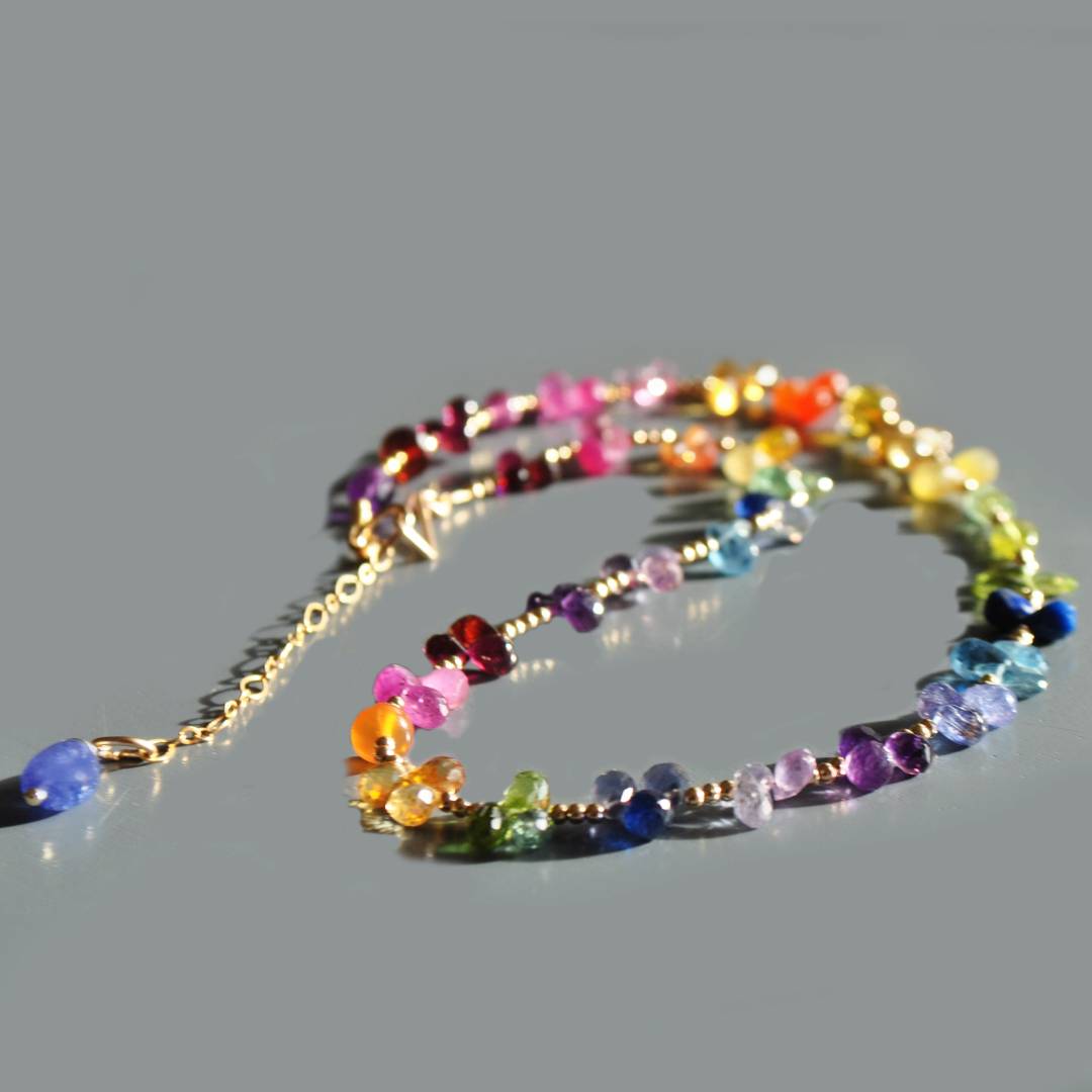 Collier court gouttes saphir-3