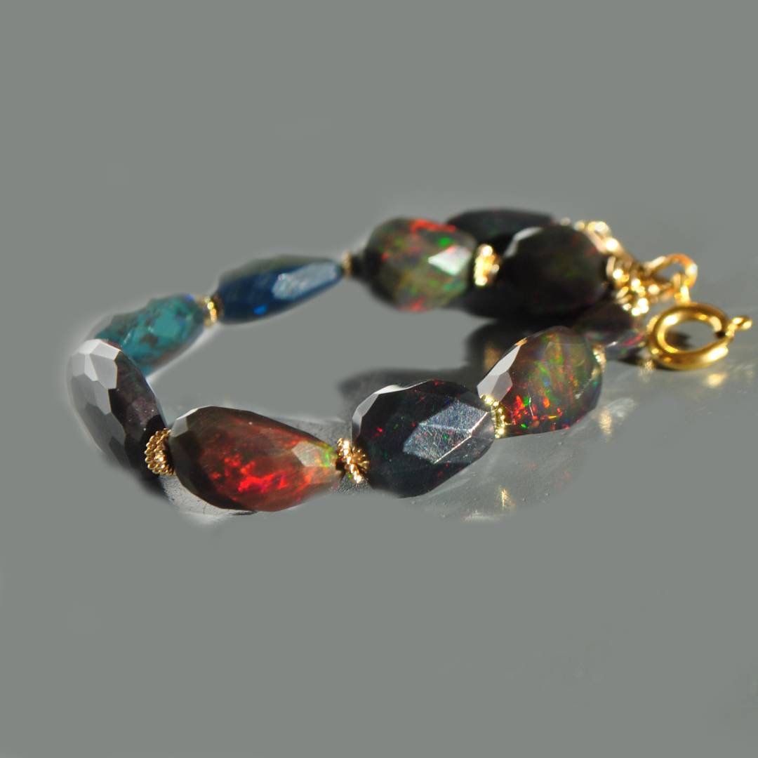 bracelet groose pierre en oplae welo noire-4