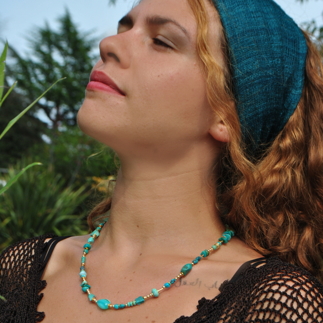 collier turquoise or Elo