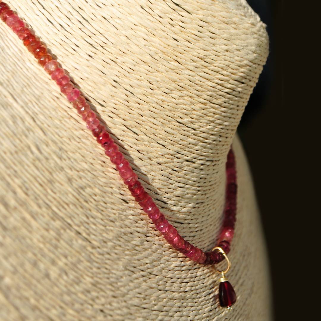 collier tourmaline rose pendentif arbre de vie-8