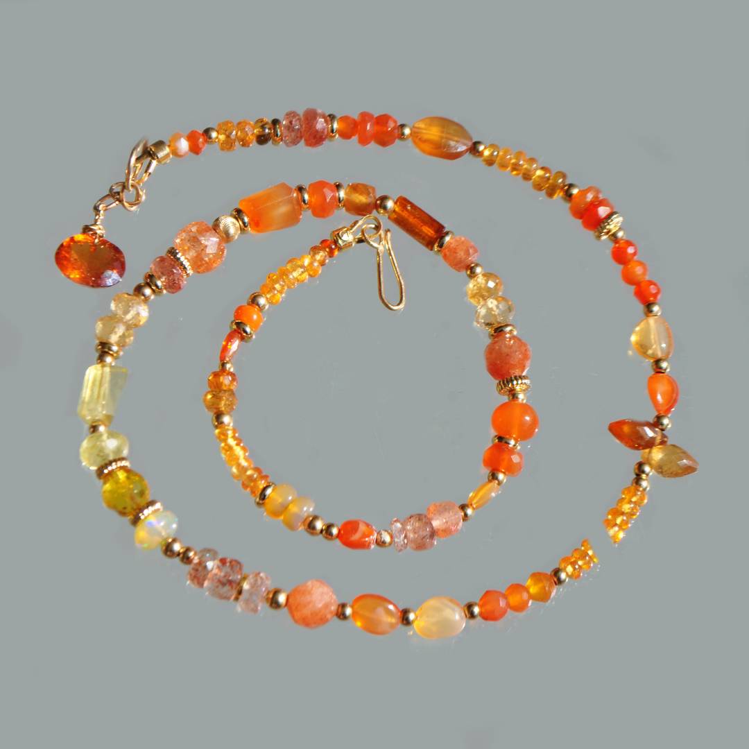 Collier jaune orange pierres précieuses-2