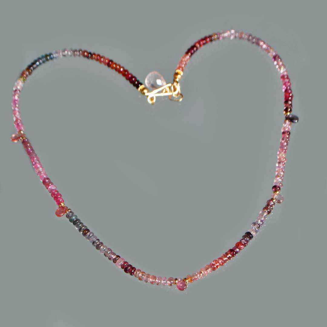 collier spinelles multi color quartz rose-4