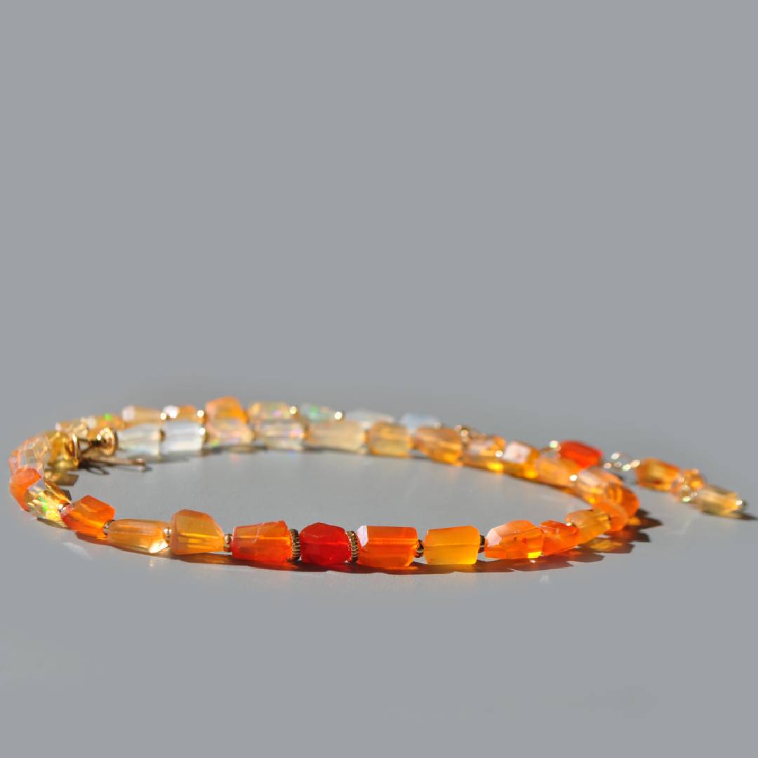 Collier Opale de feu ras de cou-8