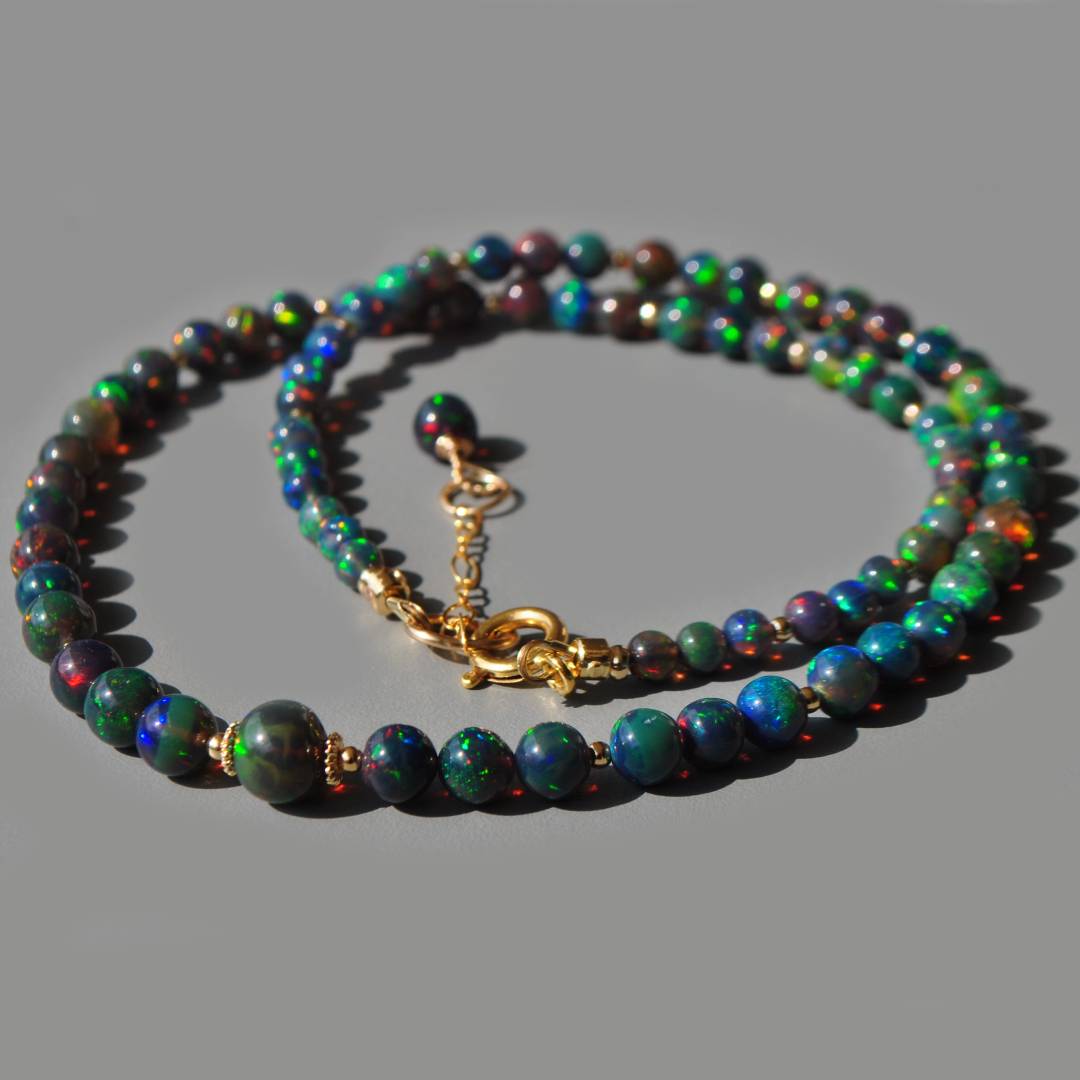 Collier opale noire perles boules-5
