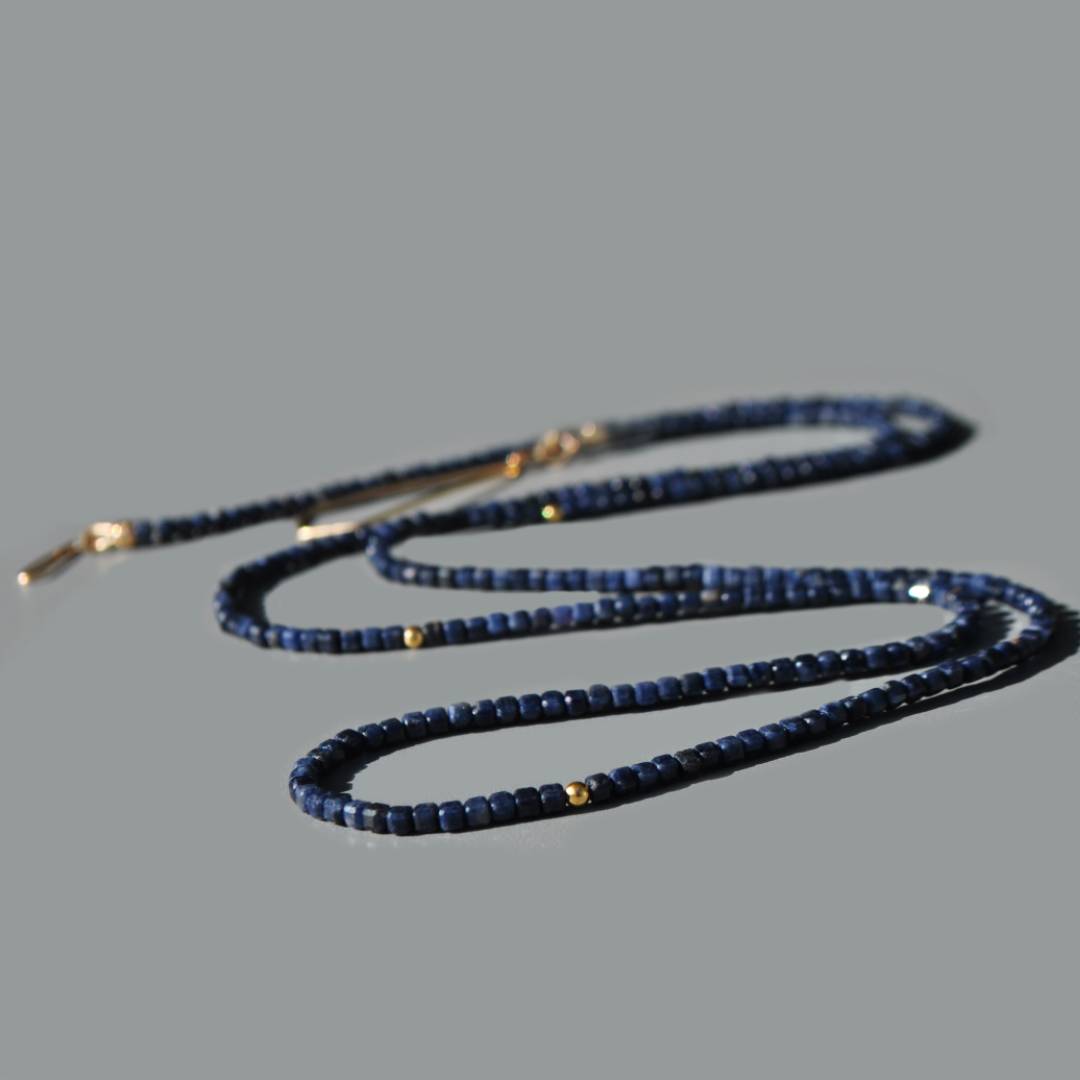 sautoir or et saphir bleu-3