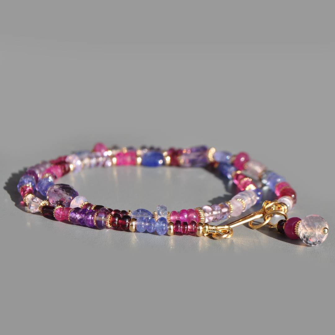 collier tanzaite saphir rose et amethyste rose