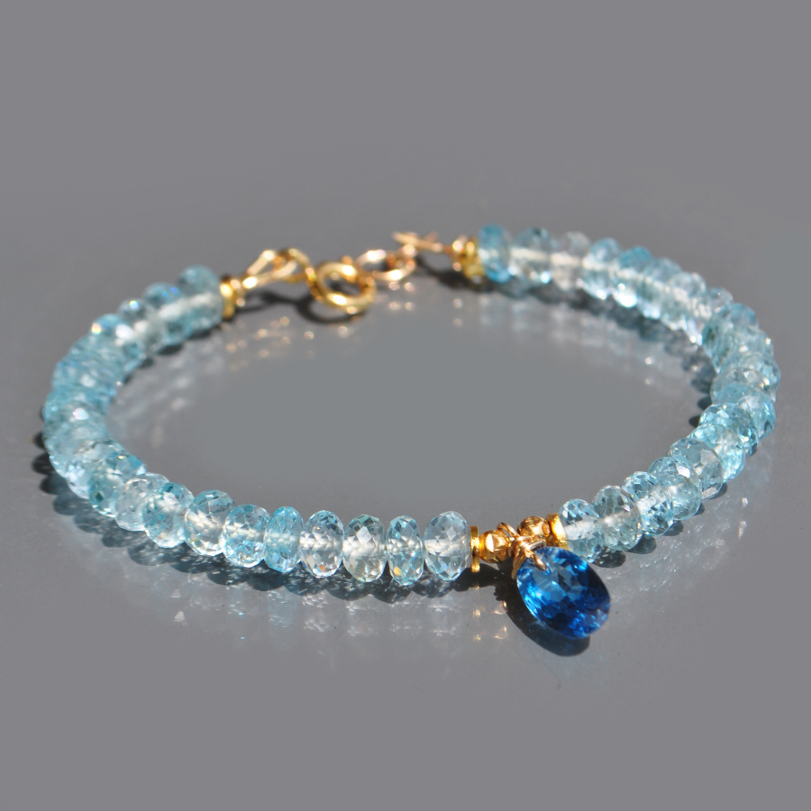 Bracelet en Topaze bleue Or14K