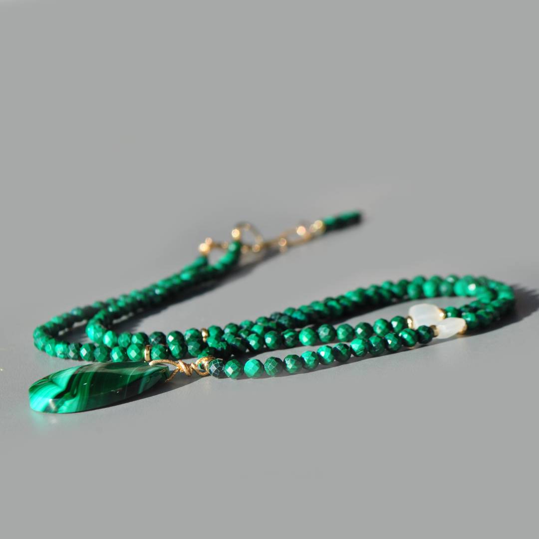 sautoir malachite pierre de lune