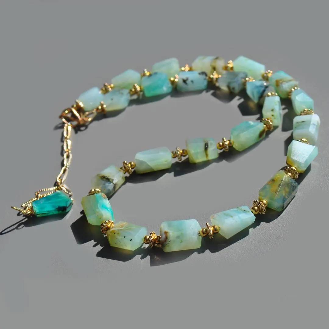 Collier bleu pastel opale du pérou-1