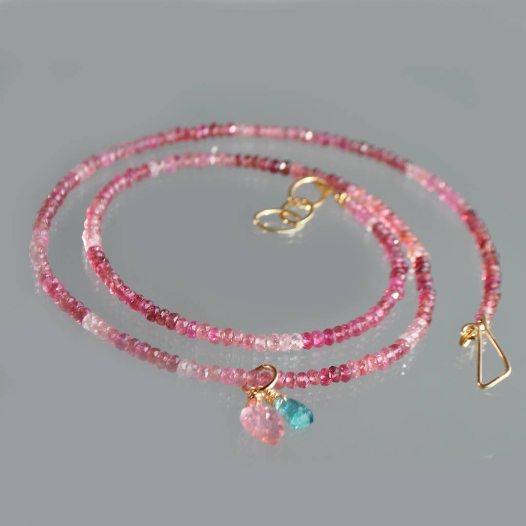 collier long tourmaline rose dégradé paraiba