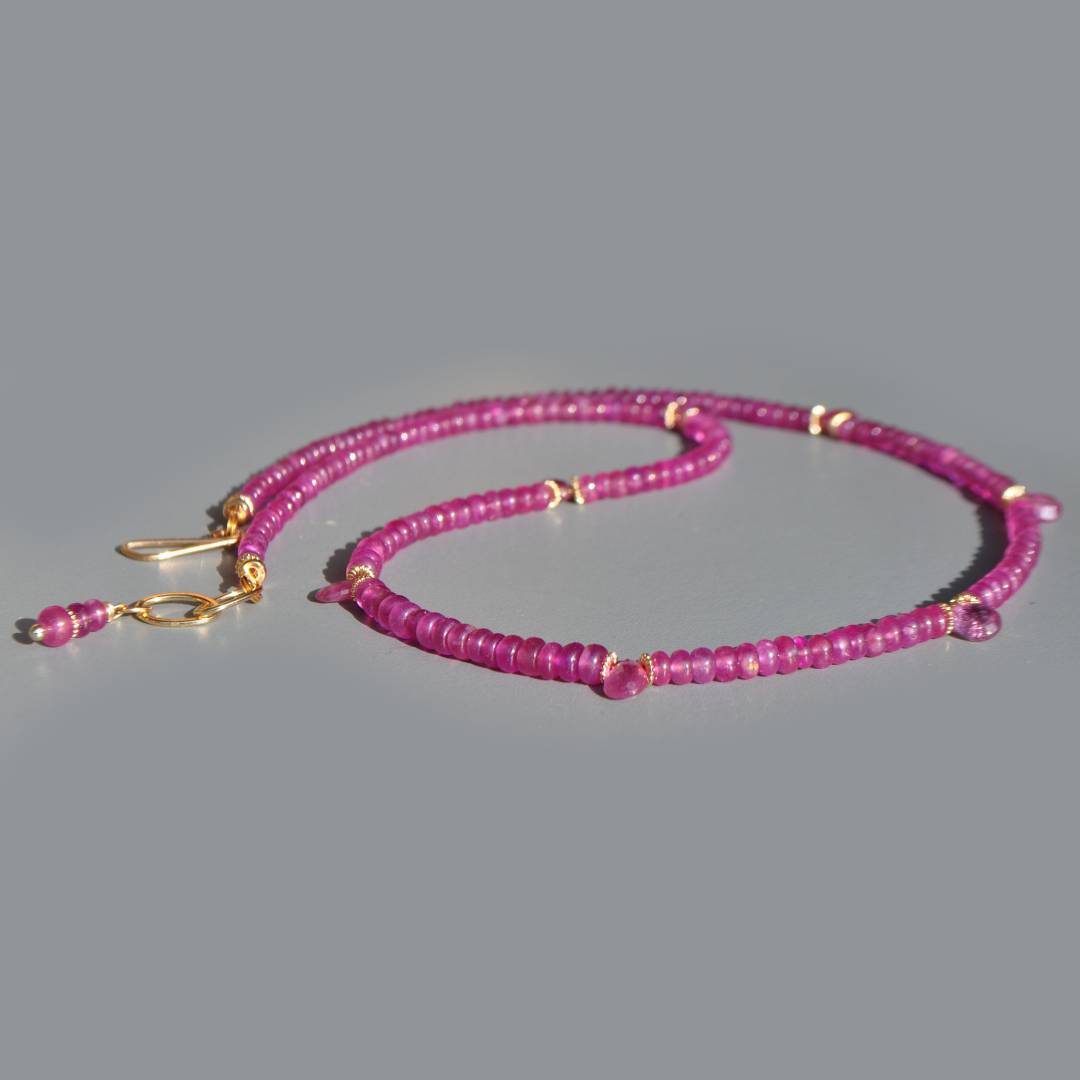 Collier saphir rose gouttes facettes-7