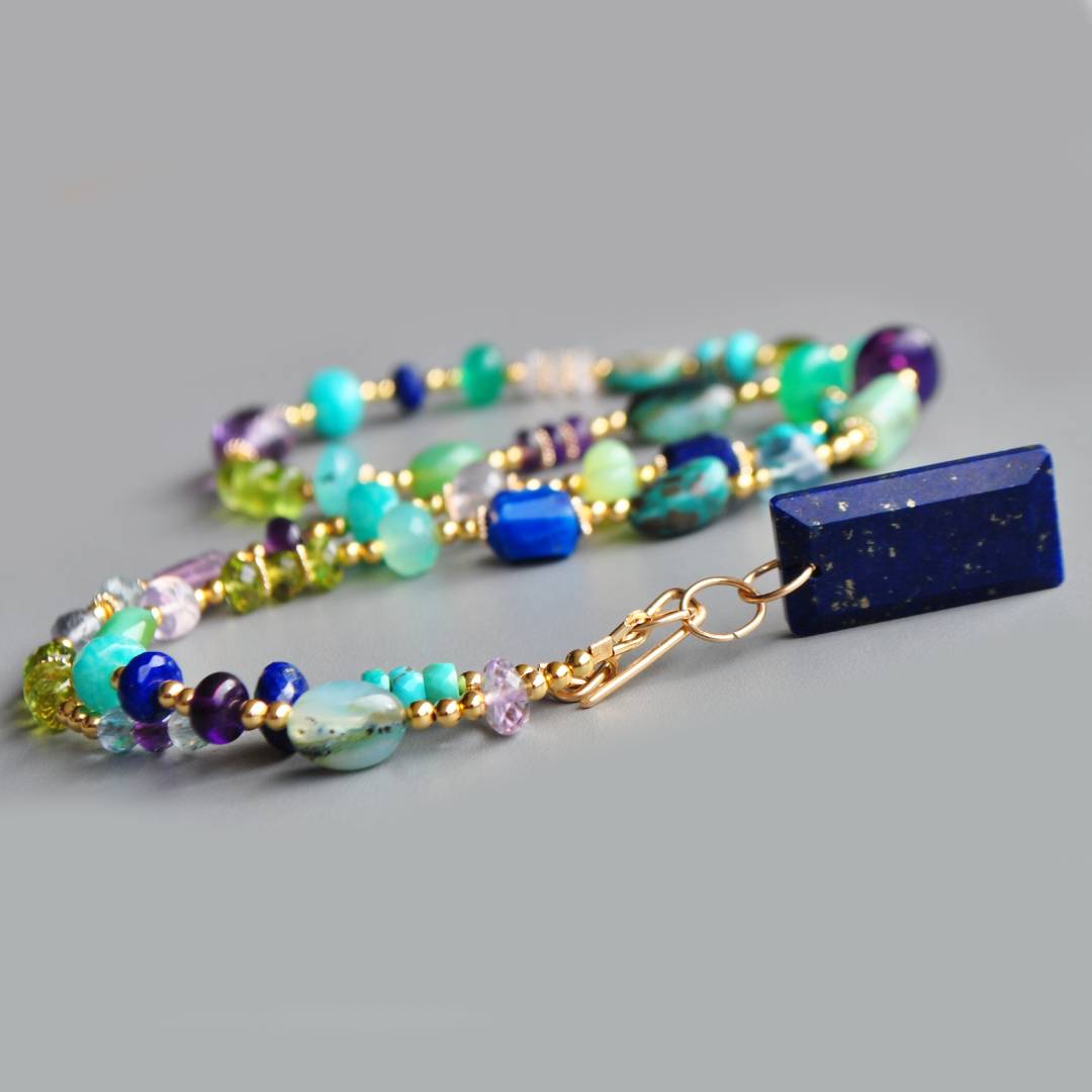 collier long en lapis turquoise amethyste opale