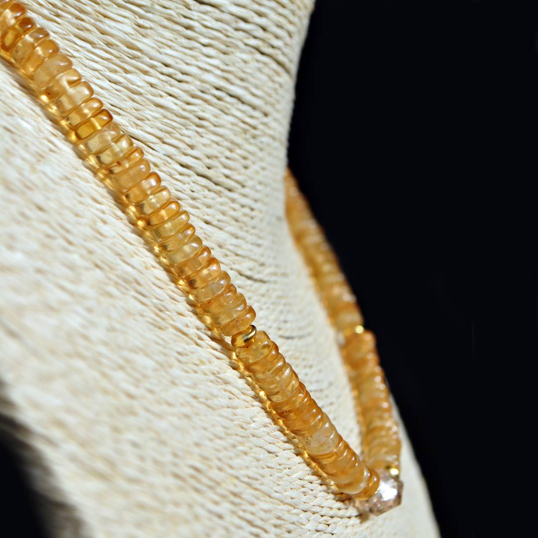 collier topaze imperiale pierre centrale taillée-B