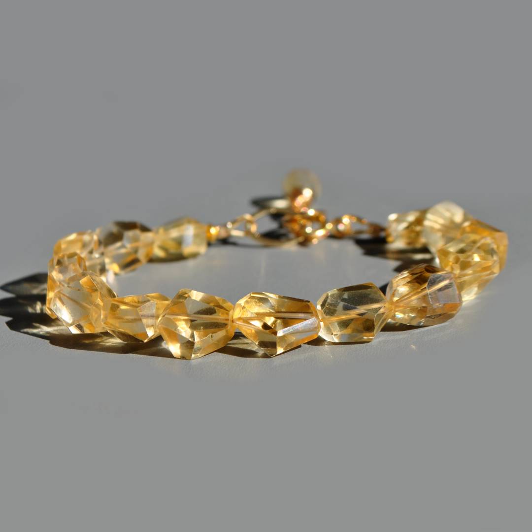 bracelet grossses pierres taillées en Citrine