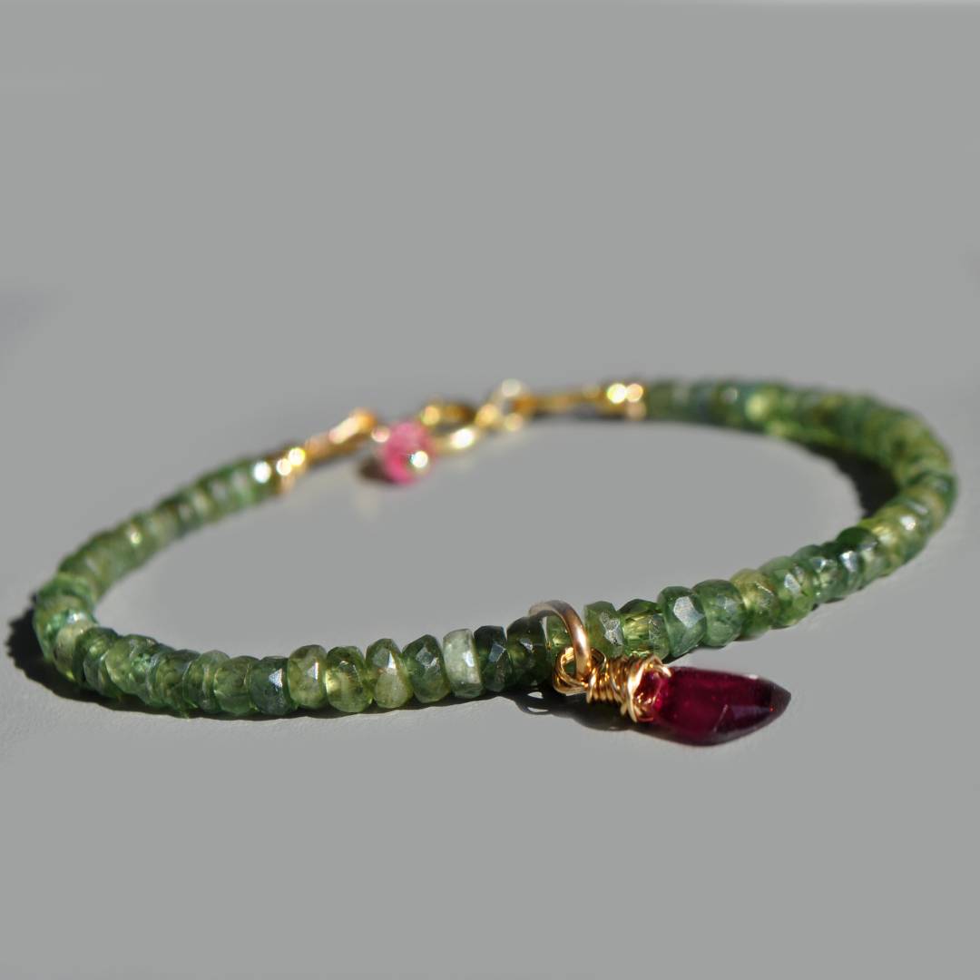 Bracelet saphir vert grenat rhodolite